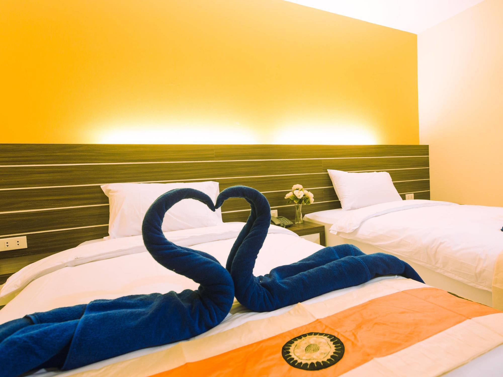 The Shades Bed And Breakfast Boutique Hotel Patong Exteriör bild